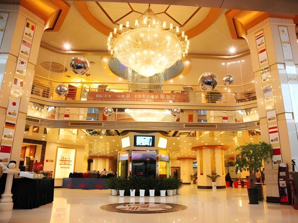 Jinan Yuquan Simpson Hotel Buitenkant foto
