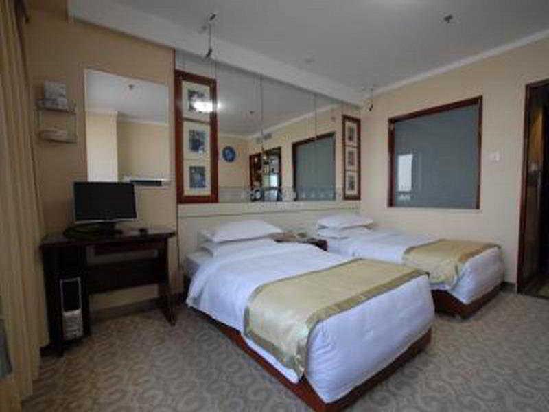 Jinan Yuquan Simpson Hotel Buitenkant foto