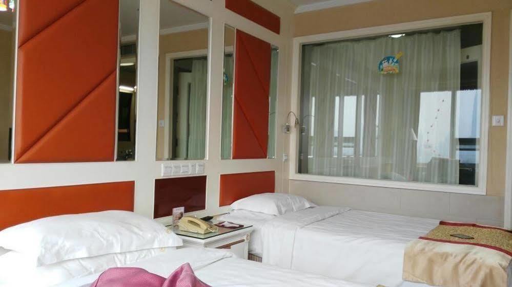 Jinan Yuquan Simpson Hotel Buitenkant foto